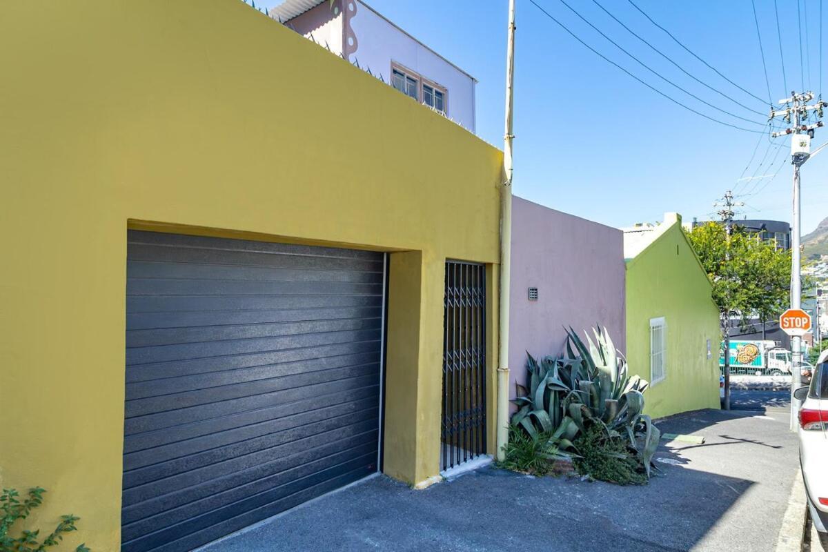 Holiday home Funky Pet Friendly, 2-bedroom Escape, Bo-kaap *